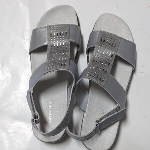Easy Spirit Silver Perforated Sandals
